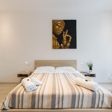 Апартаменти Mudiva -Train Station Modern 1 Bdr Flat 1St Floor Флоренція Екстер'єр фото