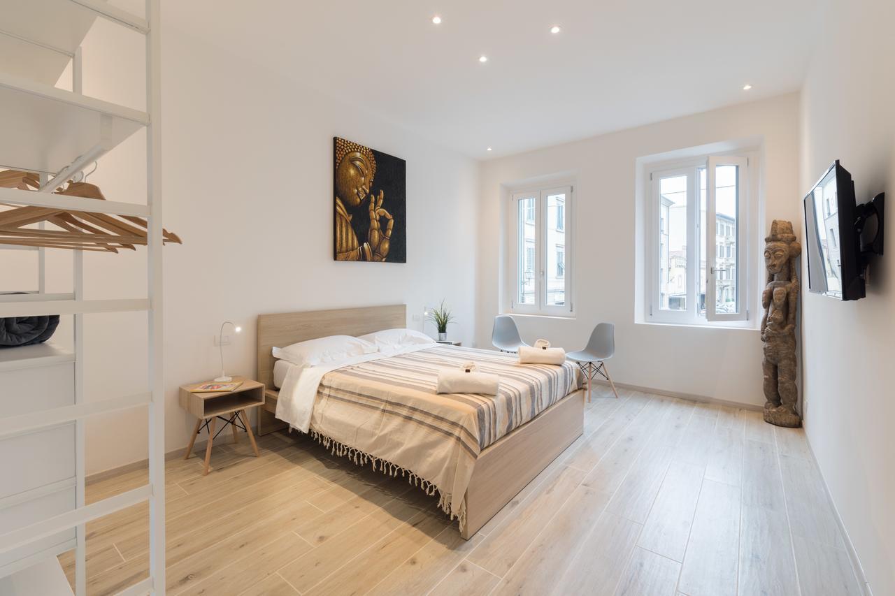Апартаменти Mudiva -Train Station Modern 1 Bdr Flat 1St Floor Флоренція Екстер'єр фото